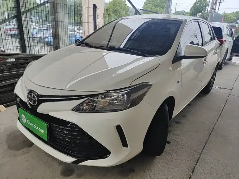 Toyota Vios FS 1.5 L CVT Sharp Speed