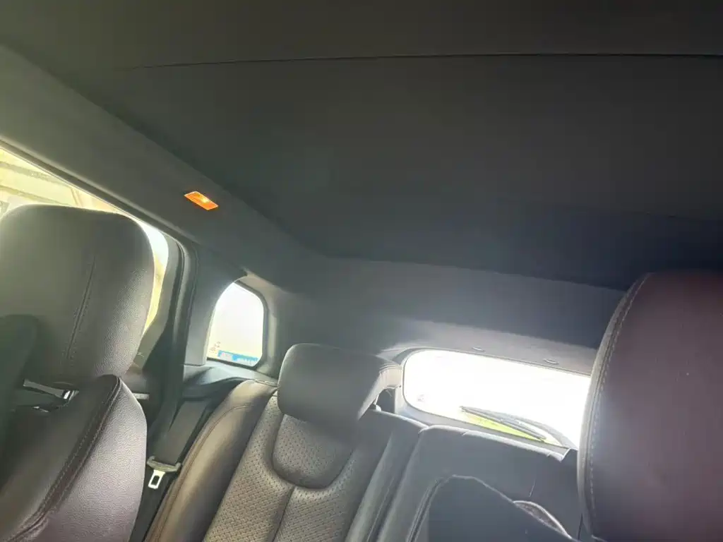 Landwind X7 2.0 T Panoramic Distinguished