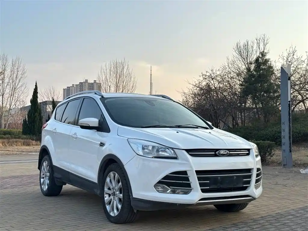 Kuga 1.6 L GTDi 2 WD Style