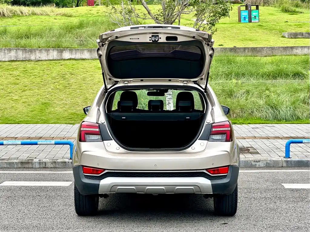 Vision S1 远景S1 2018款 1.5 L 手动锋驰型