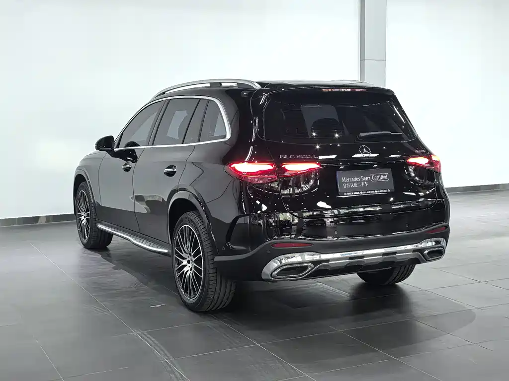 Mercedes-Benz GLC GLC 300 L 4 MATIC Dynamic 5-seat