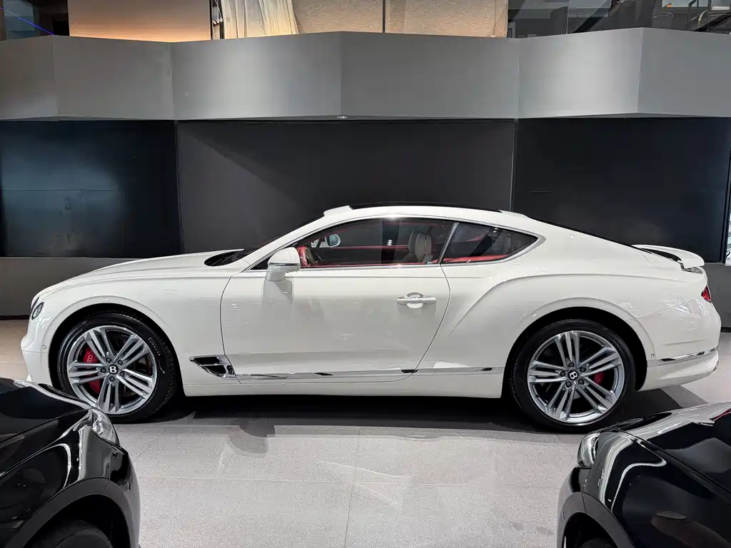Continental GT 4.0 T GT V8