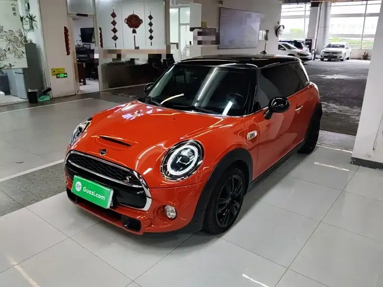MINI 2.0 T COOPER S Classic