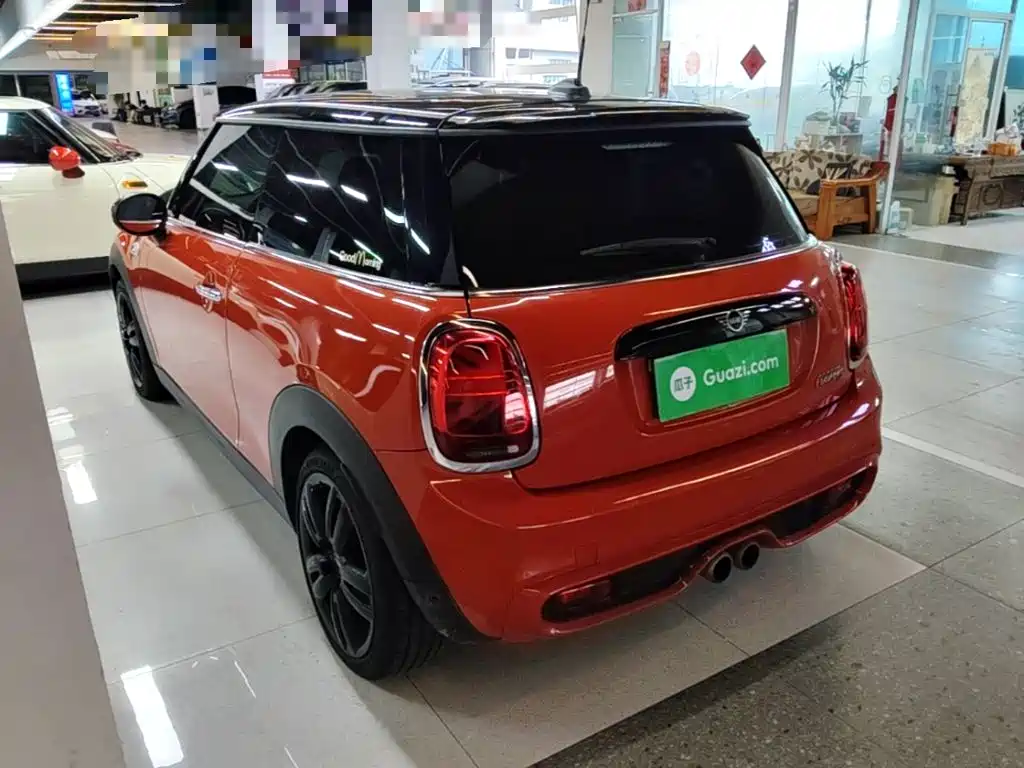 MINI 2.0 T COOPER S Classic