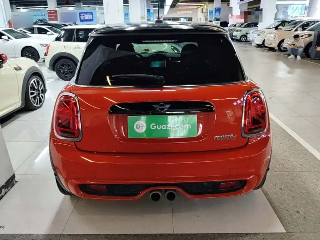 MINI 2.0 T COOPER S Classic