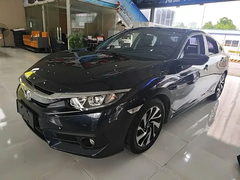 Honda Civic 220 TURBO CVT Luxury