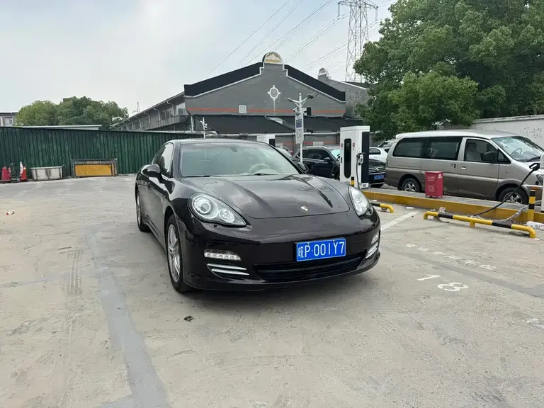 Porsche Panamera Panamera 4 3.6 L
