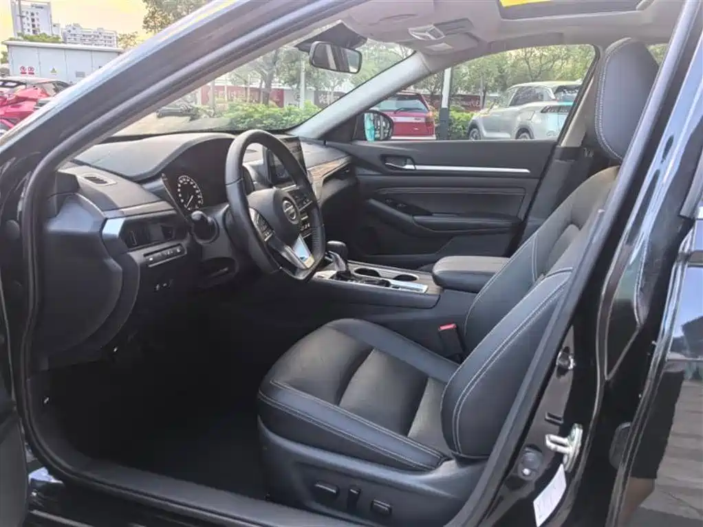 Teana 2.0 L XL Comfort