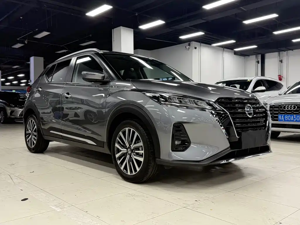 Kicks 1.5 L CVT XV Luxury