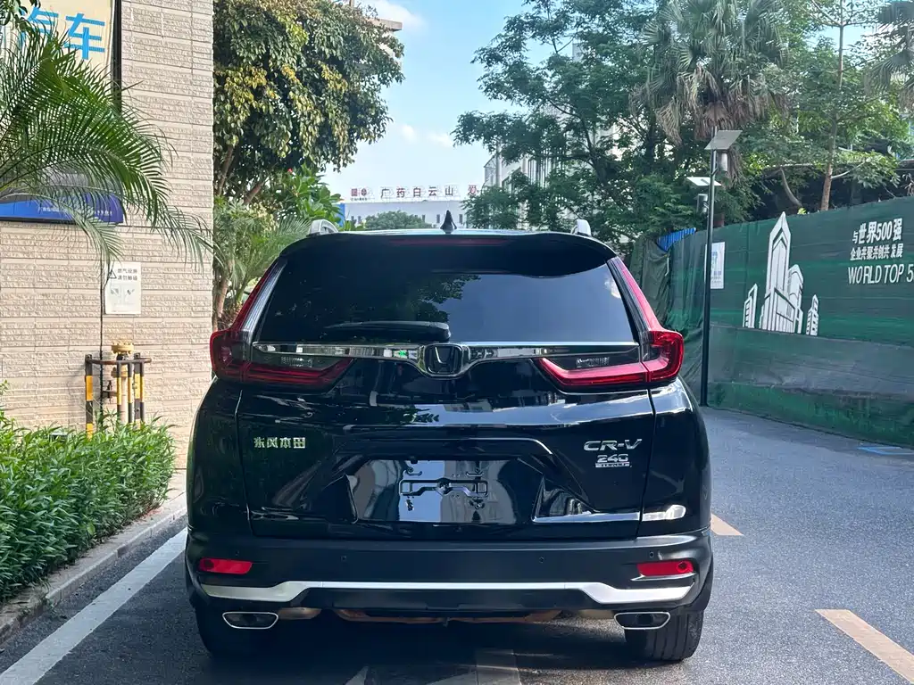 Honda CR-V 240 TURBO CVT 2 WD Style