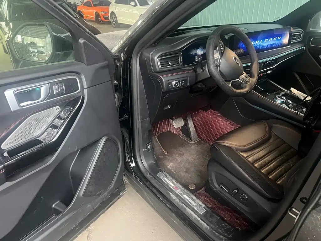 Explorer EcoBoost 285 4 WD ST-LINE 6-seat