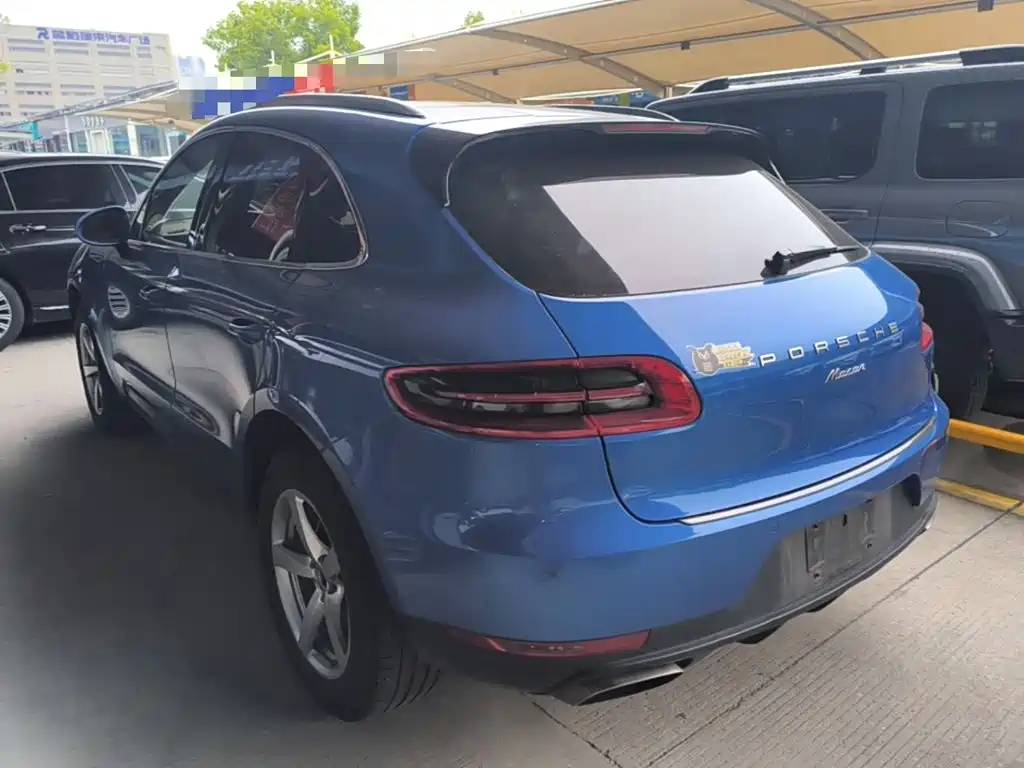 Macan Macan 2.0 T
