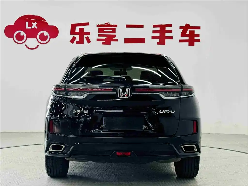 Honda UR-V 370 TURBO 2 WD Graceful