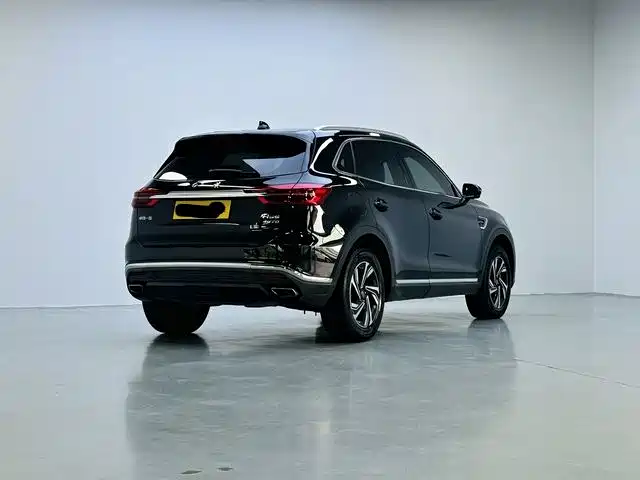 Hongqi HS5 2.0 T Connected Flagship Enjoyment