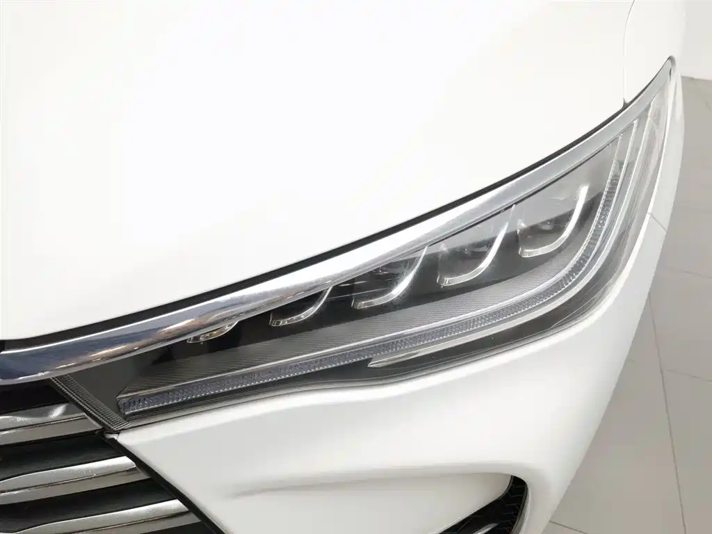 Song MAX 1.5 T Auto Connected Elite 7-seat