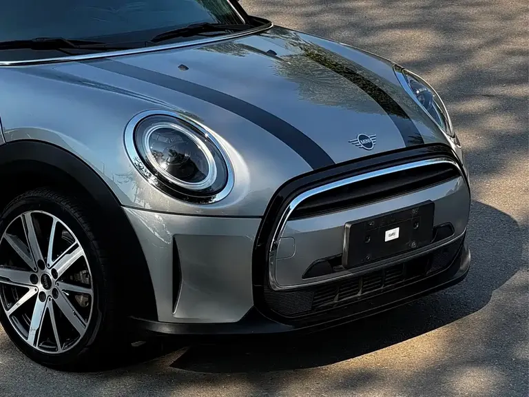 MINI Facelift 1.5 T COOPER Artist 5-door