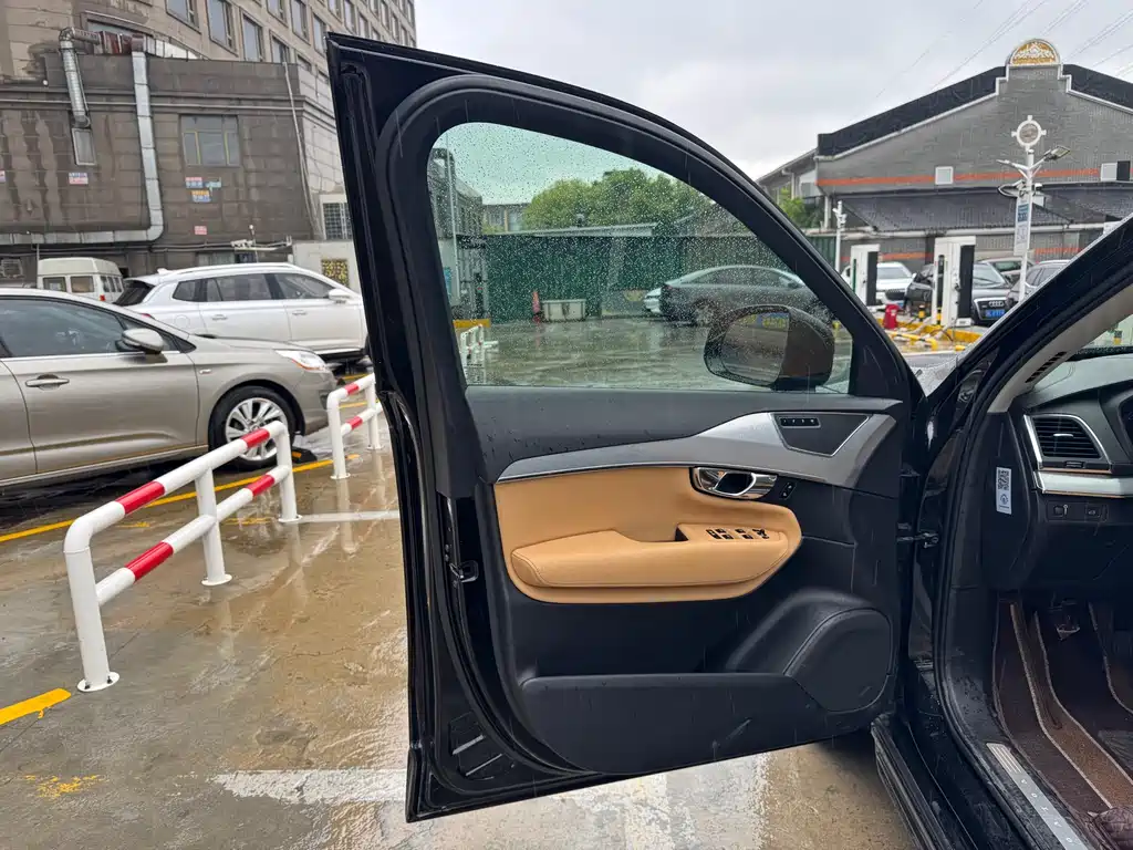 Volvo XC90 T6 Smart Ease 7-seat