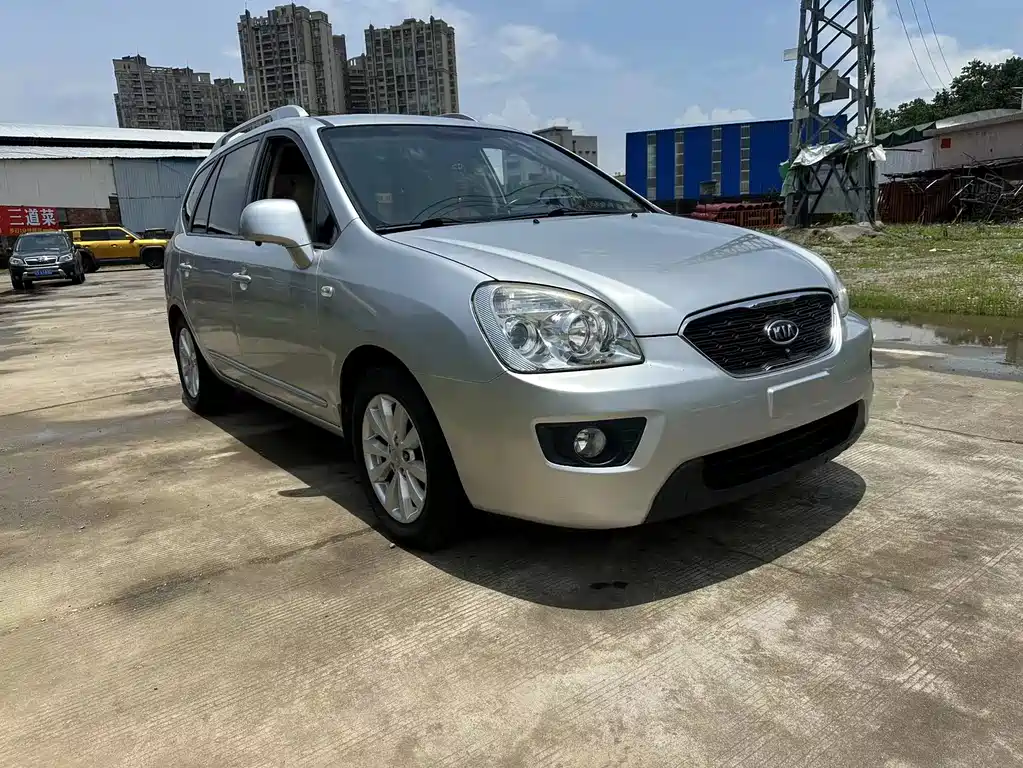 Carens 佳乐 2011款 2.0 L 7座自动标准版