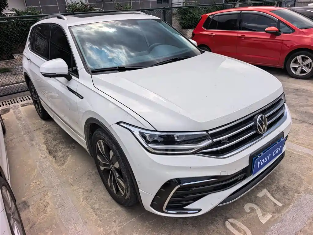 Tiguan L 330 TSI Auto 2 WD R-Line Premium