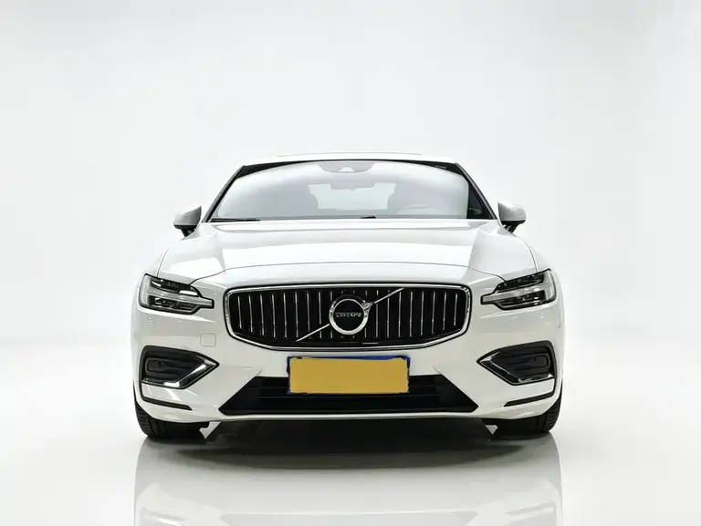 Volvo S60 B4 Smart Ease Luxury