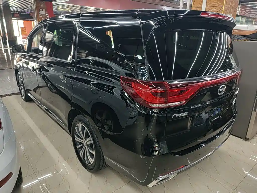 GAC Trumpchi M8 320 T Distinguished
