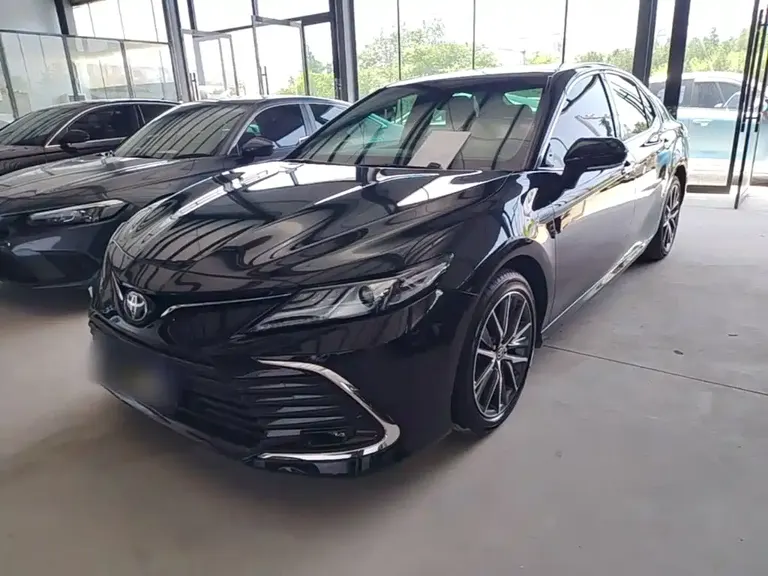 Toyota Camry 2.5 G Luxury