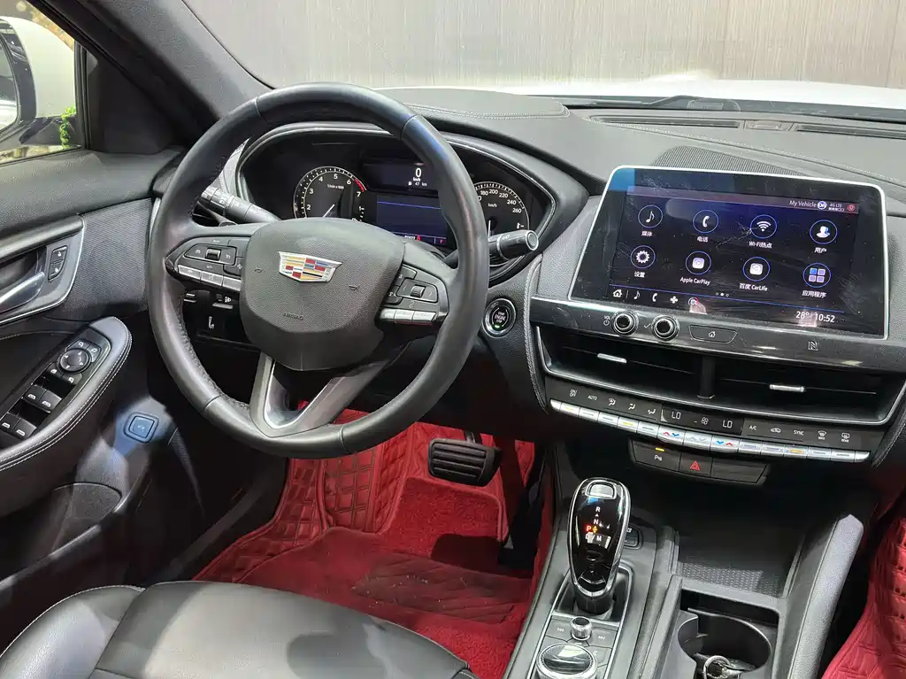 Cadillac CT5 28 T Fashion