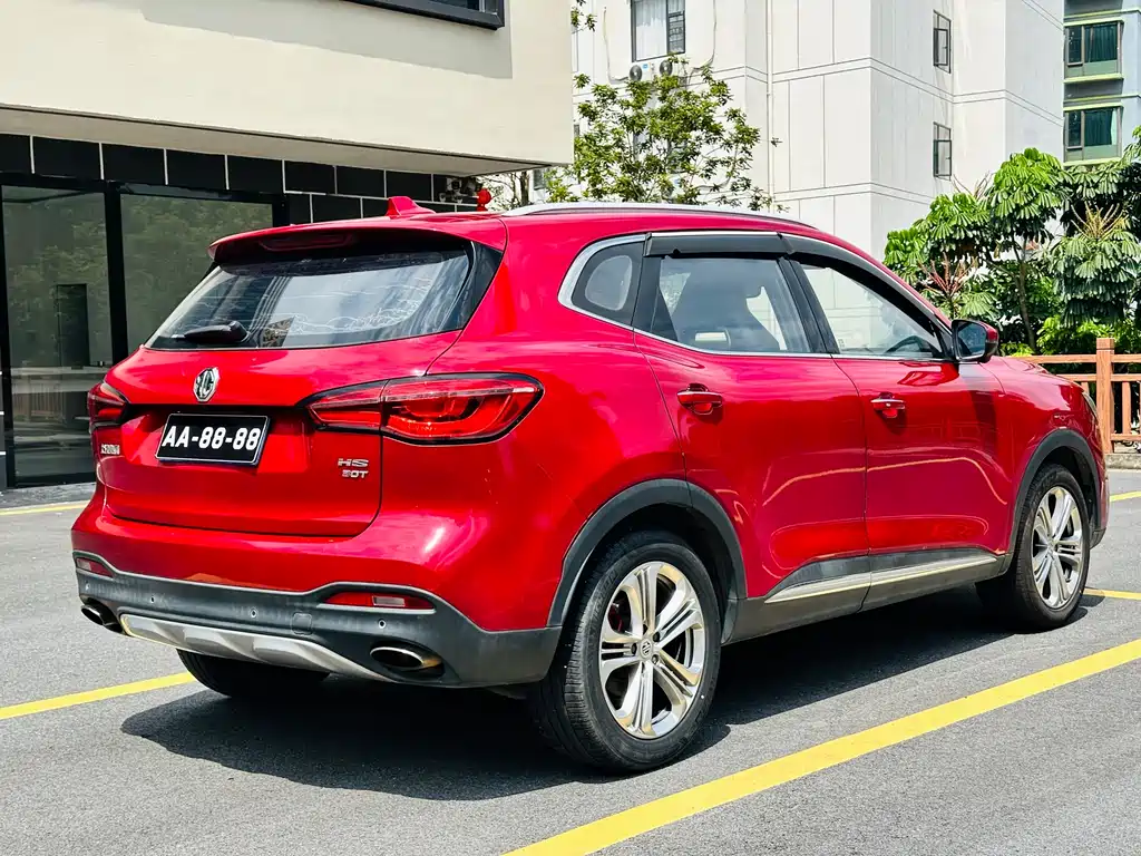MG HS 名爵HS 2018款 30 T 自动两驱Trophy荷尔蒙燃情版 国V