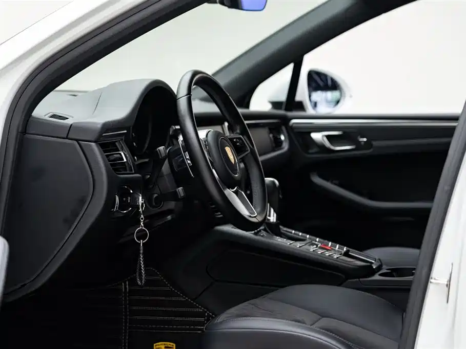 Macan Macan 2.0 T