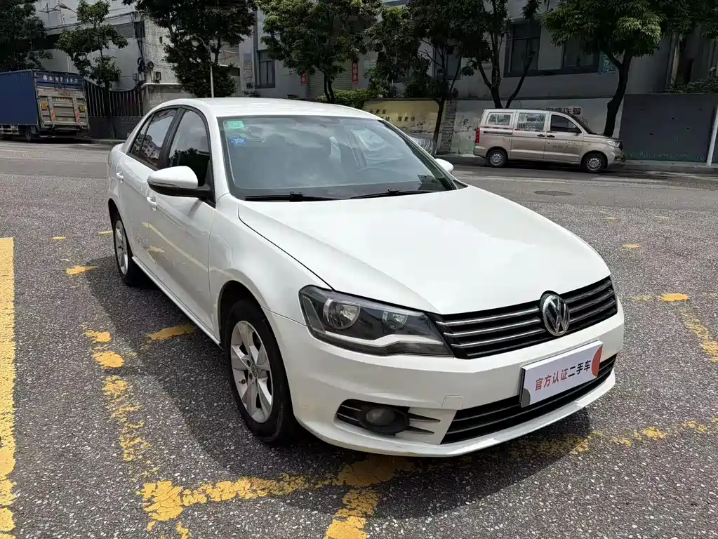 Bora Quality Value 1.6 L Auto Fashion