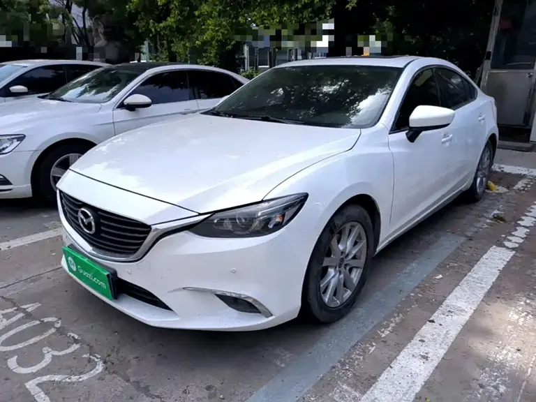 Mazda Atenza 2.0 L Blue Sky Luxury