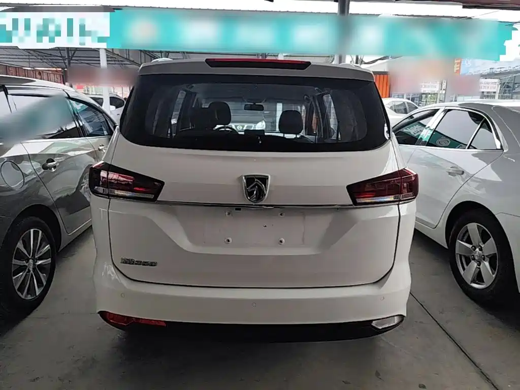 Baojun 360 1.5 L Auto Elite CN-VI