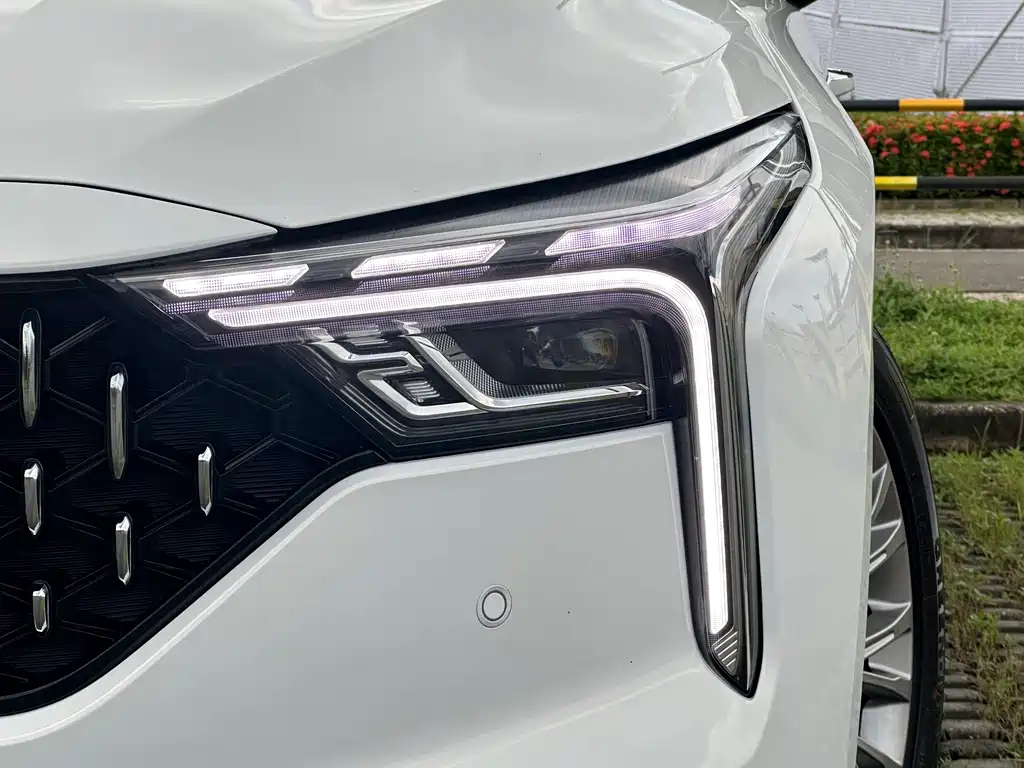 Besturn B70 3 rd Gen 1.5 T Auto Smooth Enjoyment