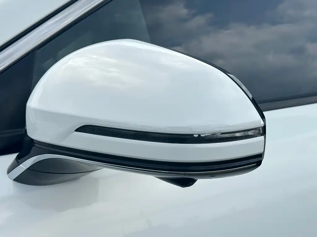 Besturn B70 3 rd Gen 1.5 T Auto Smooth Enjoyment
