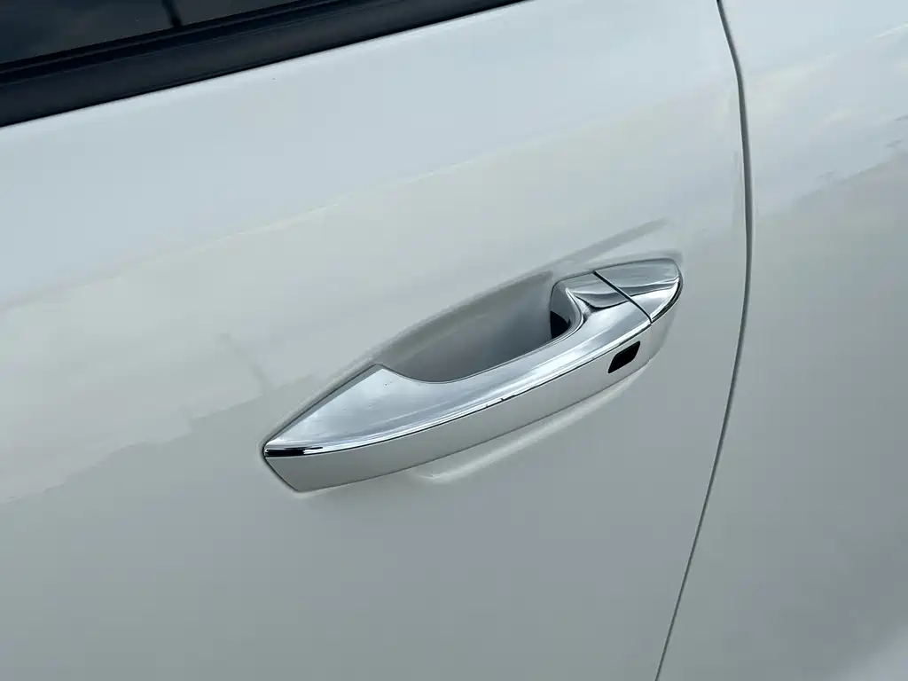 Besturn B70 3 rd Gen 1.5 T Auto Smooth Enjoyment