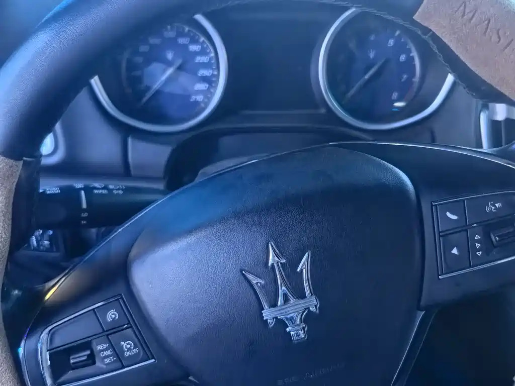 Ghibli 3.0 T Standard