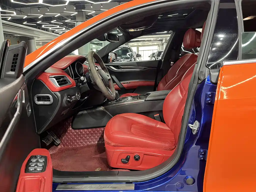 Ghibli 3.0 T Standard