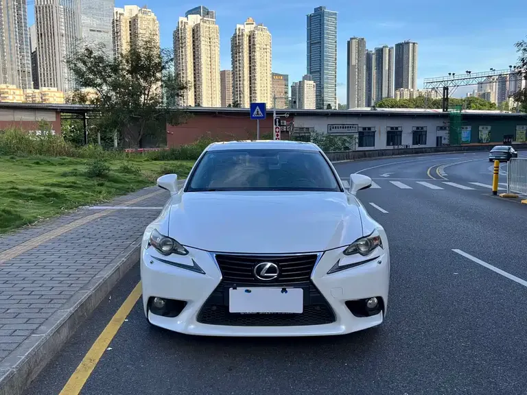 Lexus IS 雷克萨斯IS 2013款 250 领先版