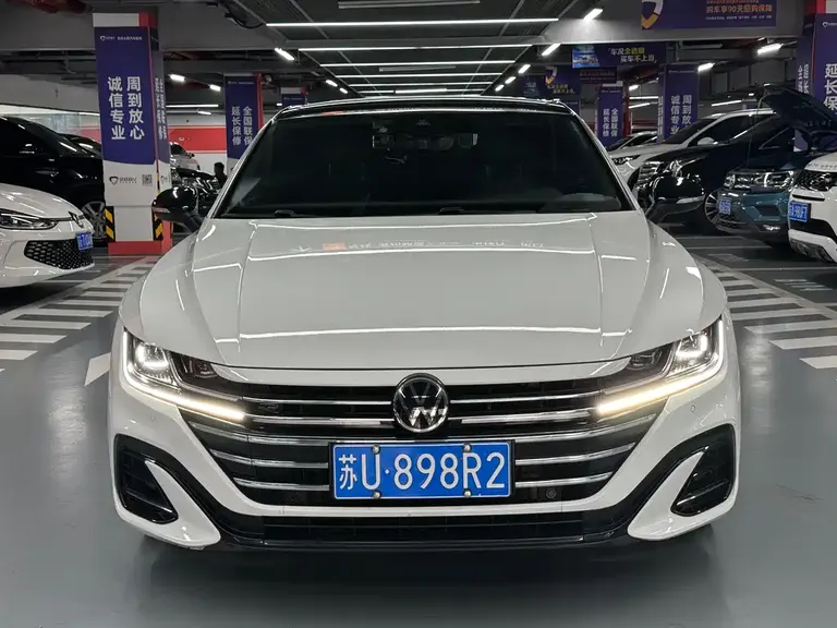 Volkswagen VW CC 380 TSI Dazzling