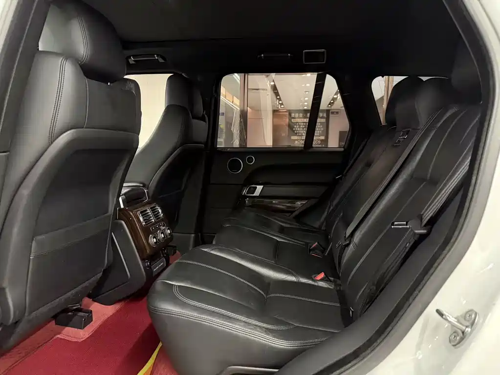 Range Rover 3.0 SC V6 Prosperity