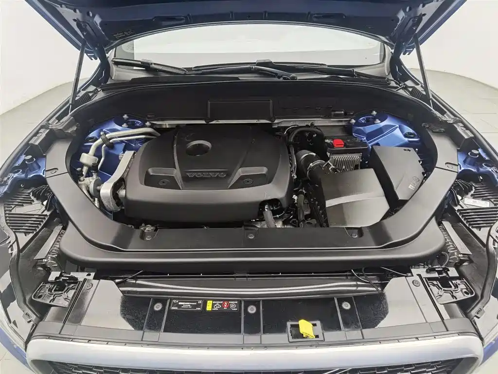 Volvo XC60 T5 4 WD Smart Vision Sport CN-V