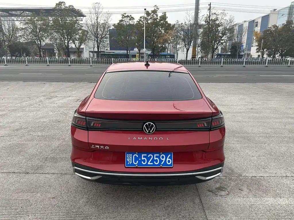 Lamando Lamando L 280 TSI DSG Spicy Cool