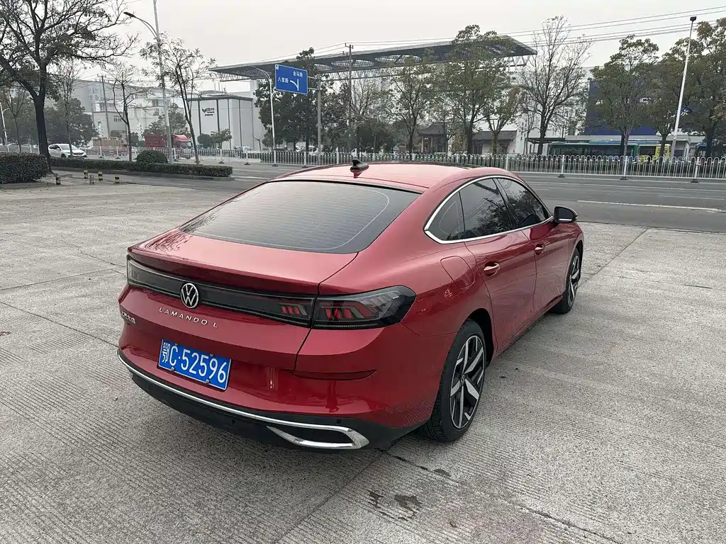 Lamando Lamando L 280 TSI DSG Spicy Cool
