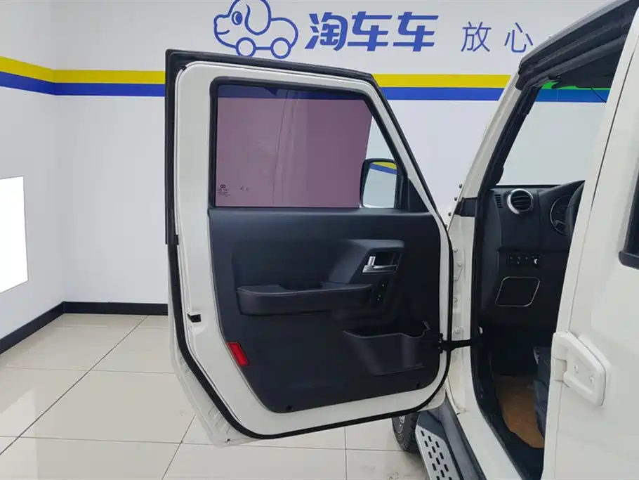 BAIC BJ40 40 L 2.3 T Auto 4 WD Premium