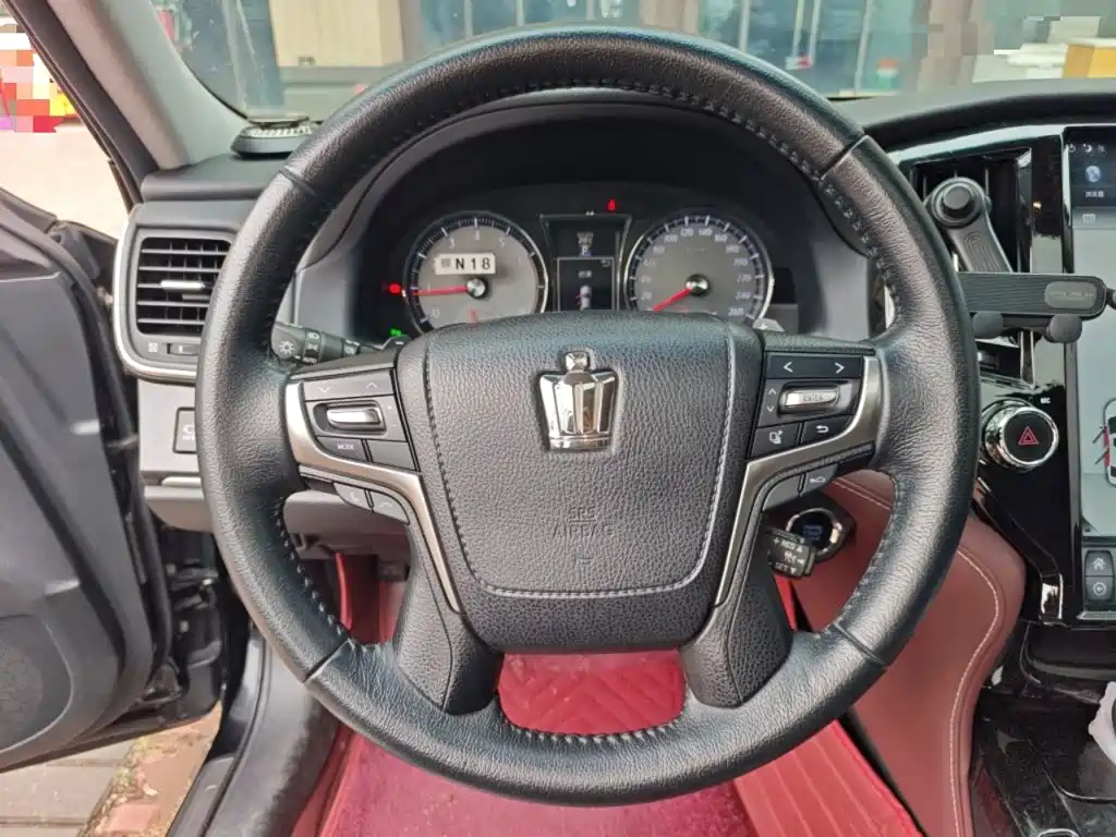 Crown 2.0 T Sport