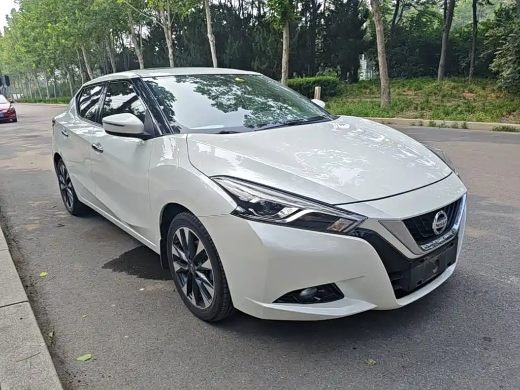 Lannia 1.6 L CVT Smart Cool