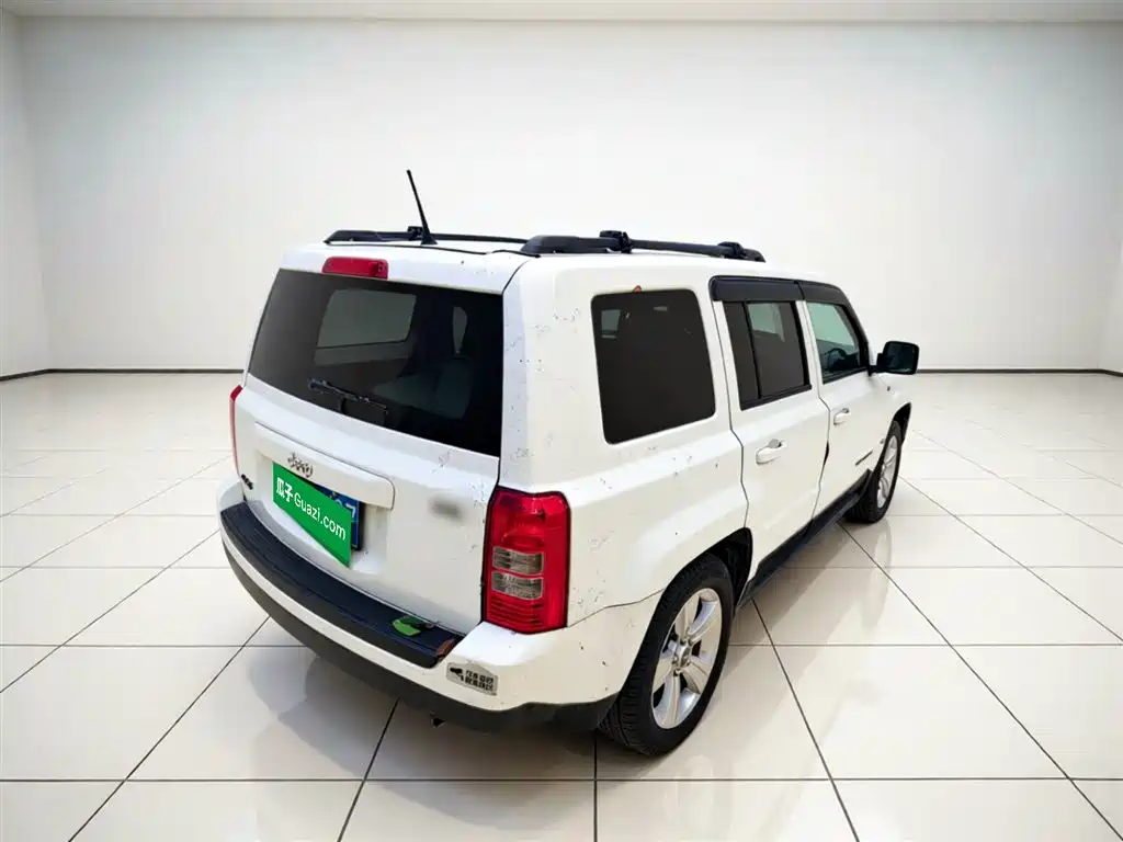 Patriot 2.4 L Sport