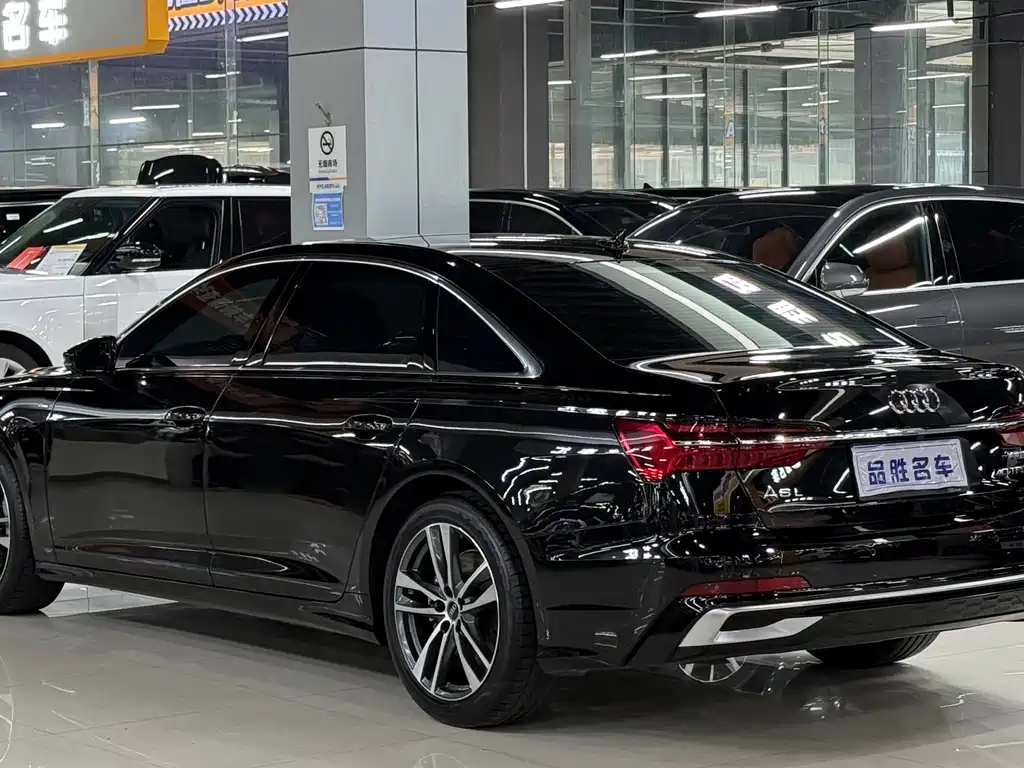 Audi A6 L 40 TFSI Luxury Dynamic