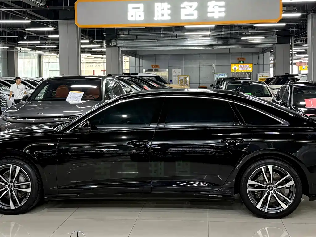 Audi A6 L 40 TFSI Luxury Dynamic