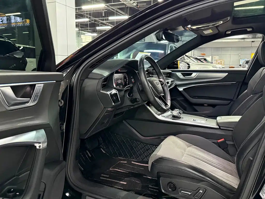 Audi A6 L 40 TFSI Luxury Dynamic